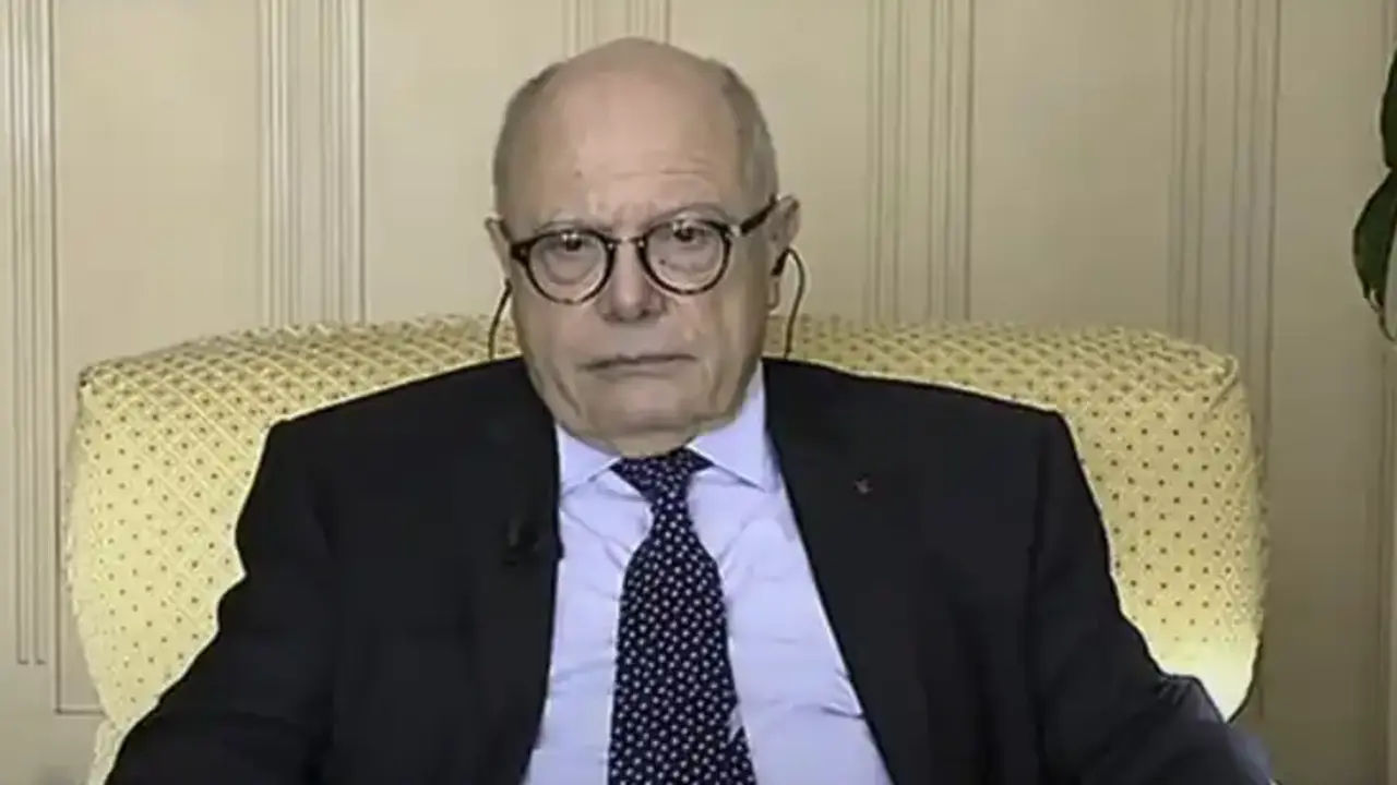 Massimo Galli, catedr&aacute;tico de Ciencias Biom&eacute;dicas y director del Departamento de Enfermedades Infecciosas del hospital Luigi Sacco de Mil&aacute;n. YouTube