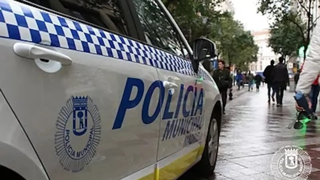 Imagen de archivo de una patrulla de la Polic&iacute;a Municipal en el centro de Madrid.POLIC&Iacute;A MUNICIPAL