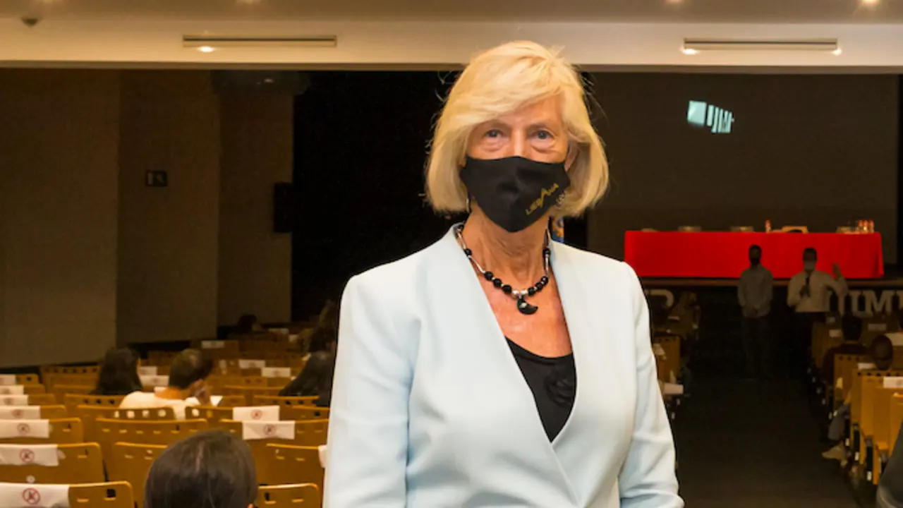 La consejera de Educaci&oacute;n, Marina Lomb&oacute;.