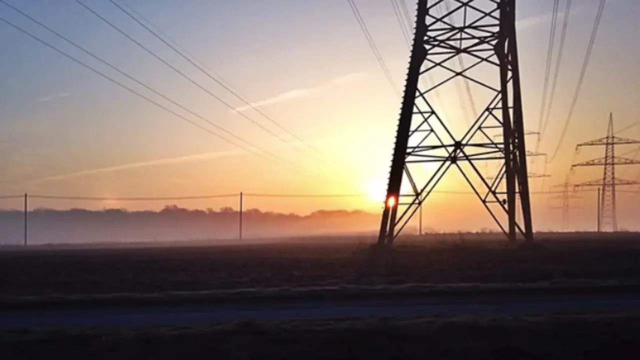 Tendido el&eacute;ctrico.