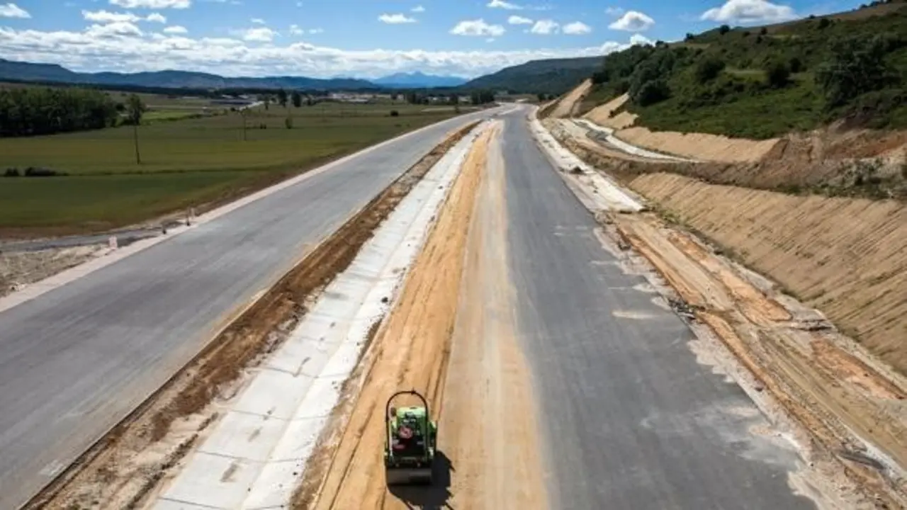 Obras de la A-73.