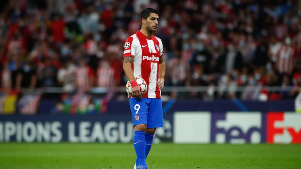 Luis Suarez of Atletico de Madrid looks on during the UEFA Champions League, Group B, football match played between Atletico de Madrid and Liverpool FC at Wanda Metropolitano stadium on October 19, 2021, in Madrid, Spain.
AFP7 /  Europa Press
19/10/2021 ONLY FOR USE IN SPAIN