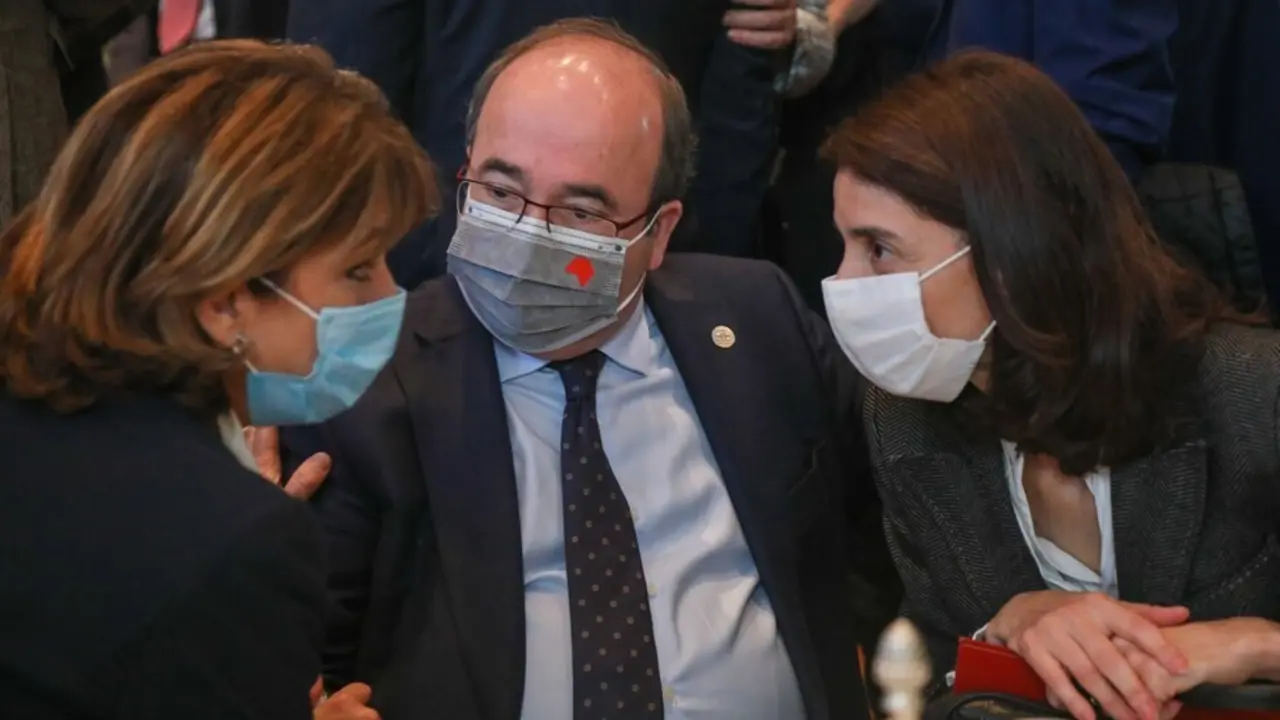 La Fiscal General del Estado, Dolores Delgado; el ministro de Cultura y Deporte, Miquel Iceta; y la ministra de Justicia, Pilar Llop,