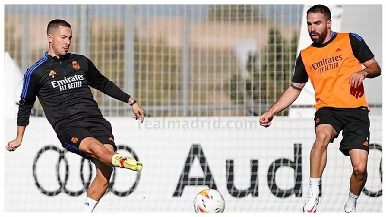 Hazard y Carvajal, en el entranamiento de hoy.Real Madrid C.F.