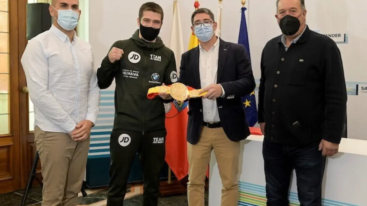 Presentaci&oacute;n de la velada de boxeo. / ALERTA