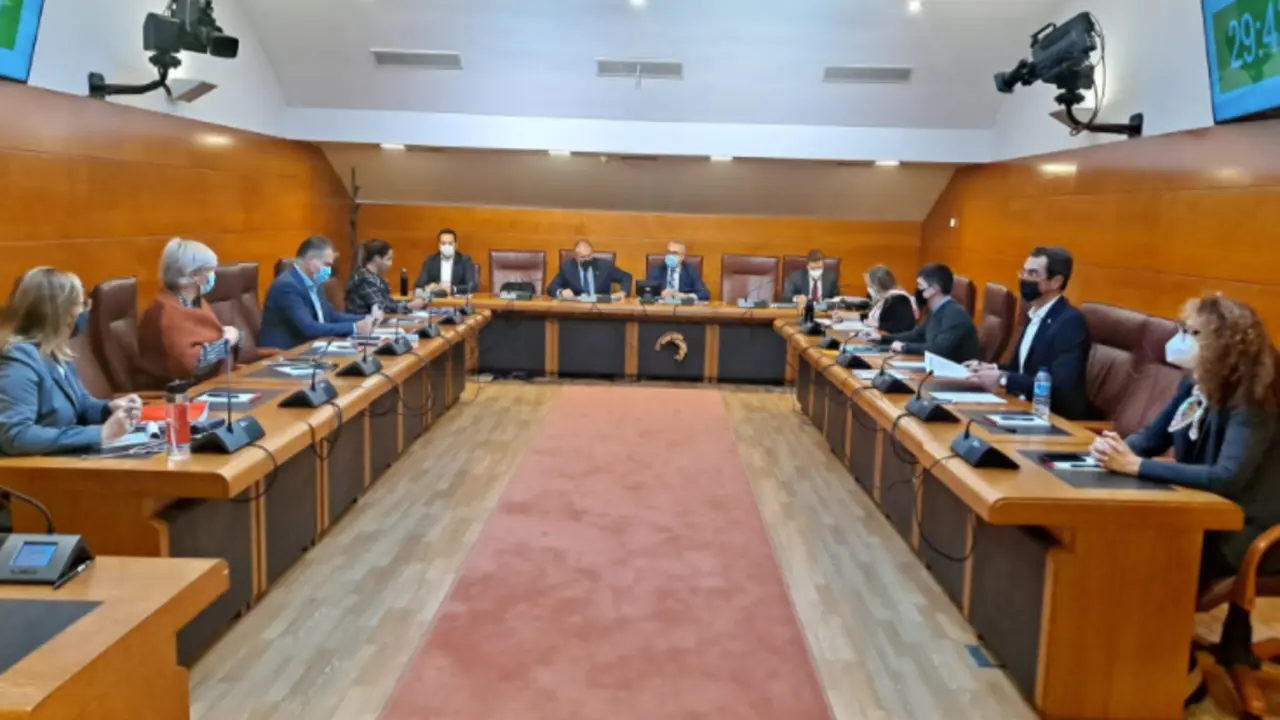Comisi&oacute;n de Presidencia, Interior, Justicia y Acci&oacute;n Exterior. / ALERTA