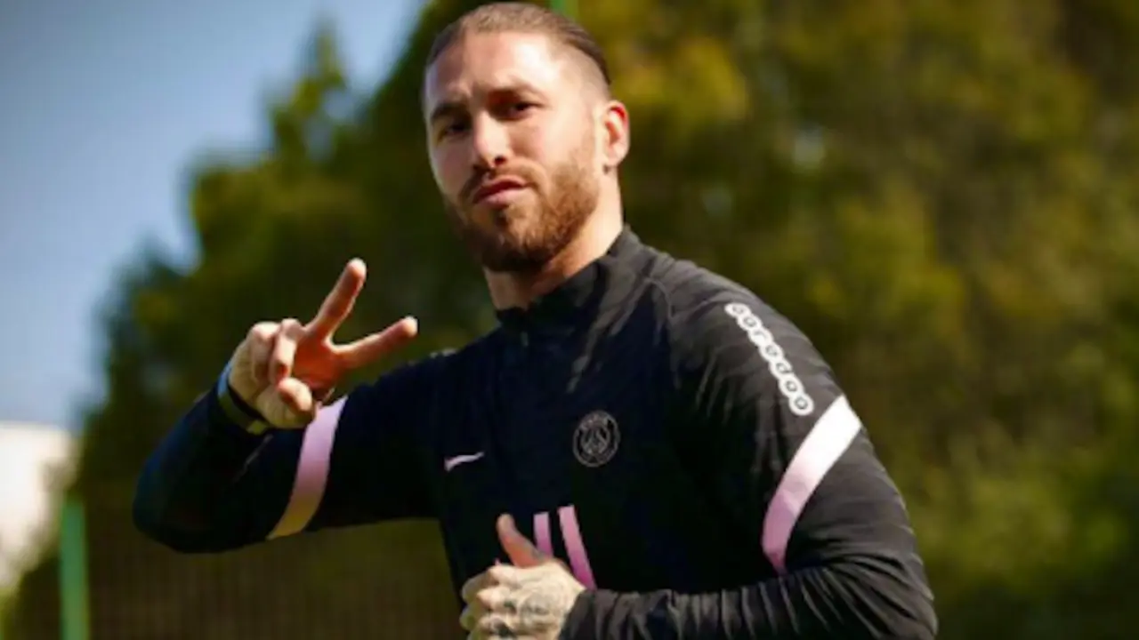 Sergio Ramos en un entrenamiento del PSGE.