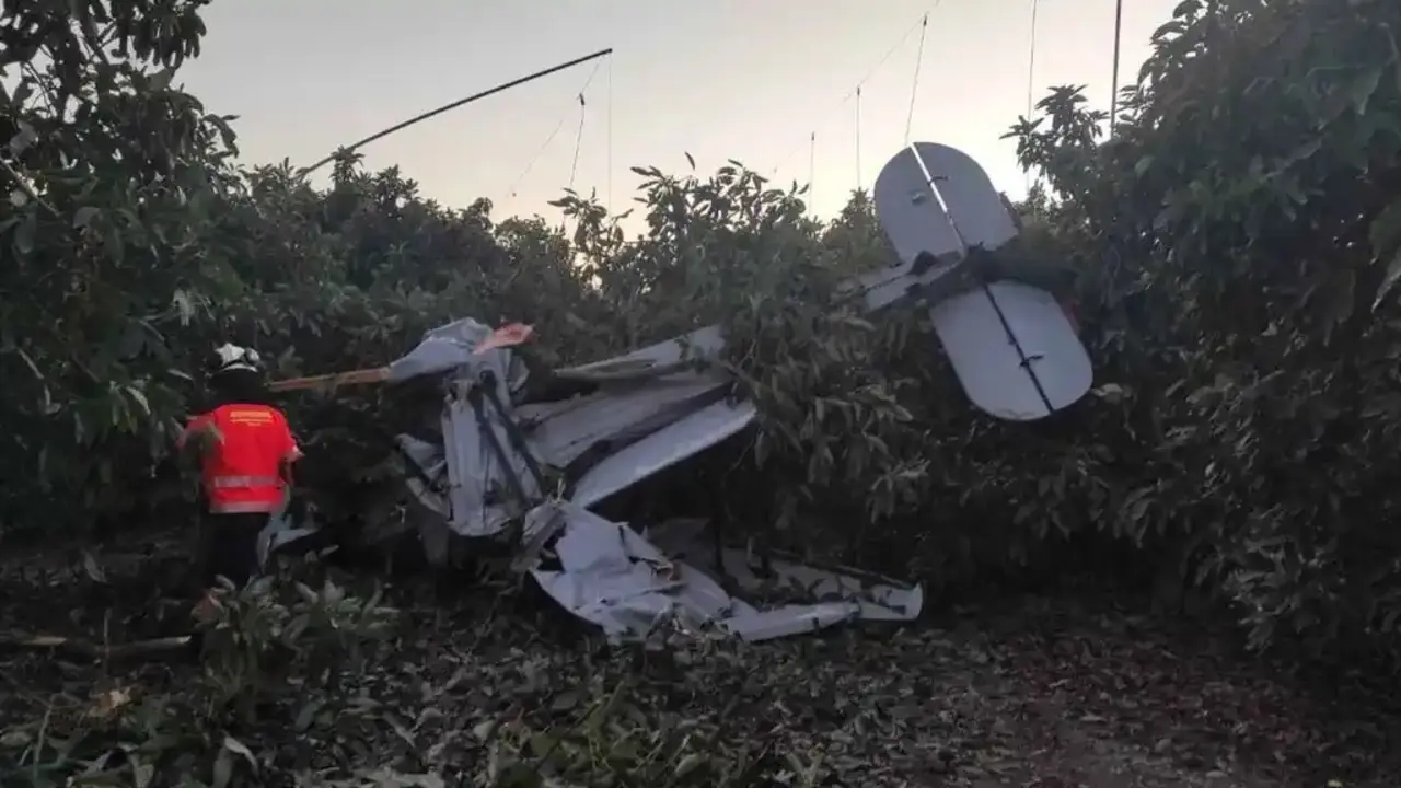 Una imagen de la avioneta siniestrada.