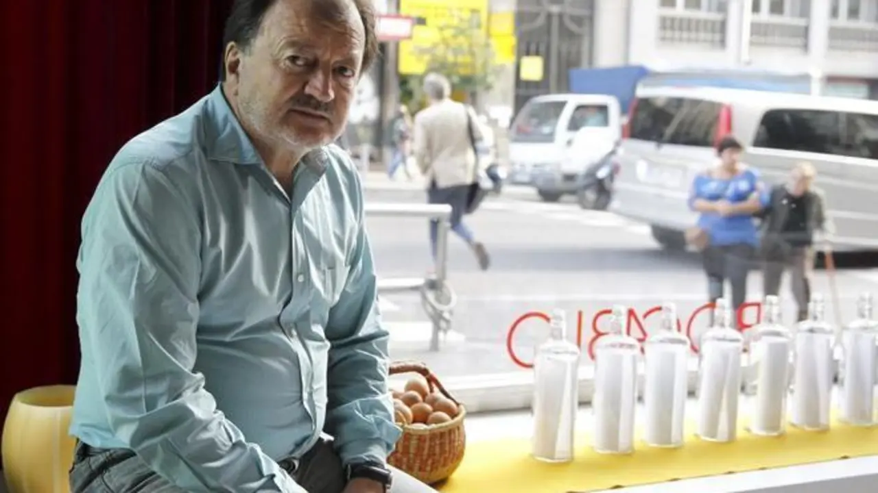 El novelista Alejandro G&aacute;ndara.