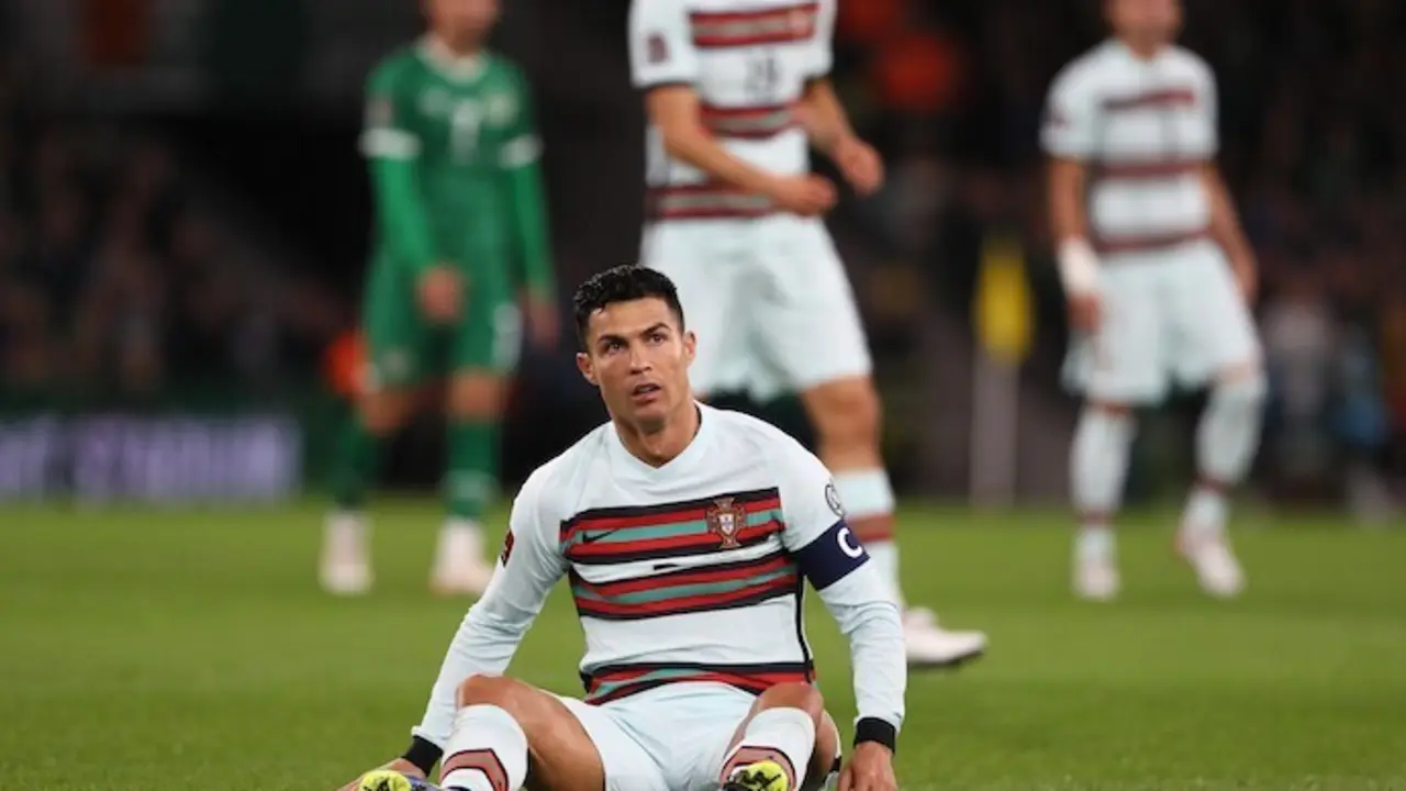 El portugu&eacute;s Cristiano Ronaldo reacciona durante el partido de f&uacute;tbol del Grupo A de la clasificaci&oacute;n para la Copa Mundial de la FIFA 2022 entre Irlanda y Portugal en el Aviva Stadium. Foto: Brian Lawless/PA Wire/dpa
Fecha: 11/11/2021.
Firma
Brian Lawless / PA Wire / Dpa - S&oacute;lo para uso en Espa&ntilde;a