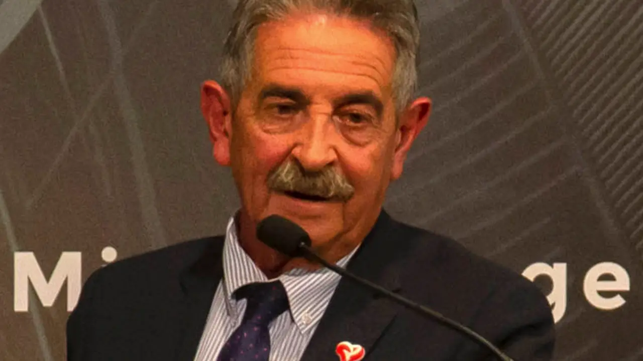 El presidente Miguel &Aacute;ngel Revilla.