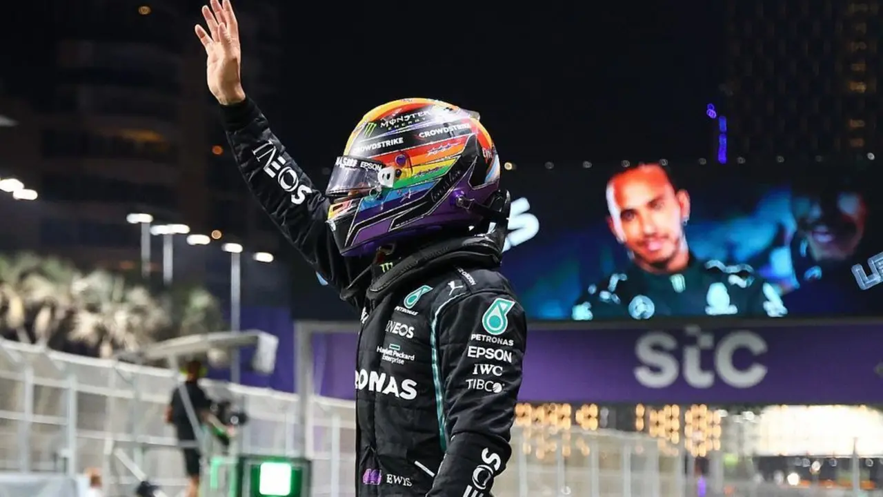 pole-man-lewis-hamilton-merced