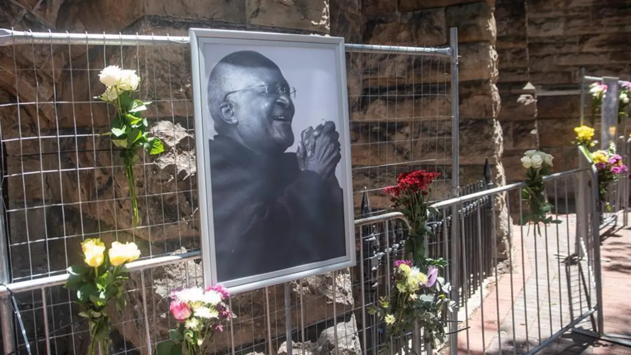 El primero en homenajear p&uacute;blicamente a Tutu fue el presidente de Sud&aacute;frica, Cyril Ramaphosa, al anunciar a primera hora la noticia de su muerte.