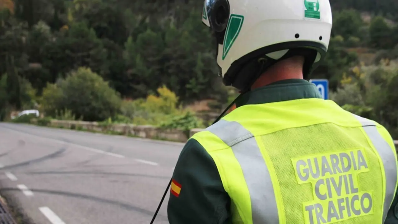 Agente de la Guardia Civil de Tr&aacute;fico.