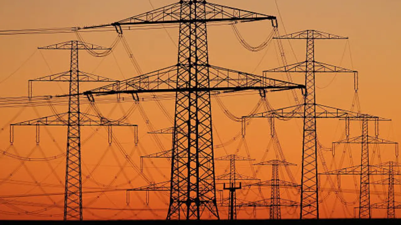 Tendido el&eacute;ctrico.