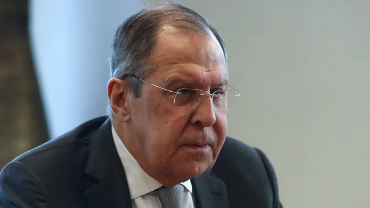 Sergei Lavrov sugiri&oacute; en una entrevista con los medios que las conversaciones con Kiev estaban ganando terreno a pesar del continuo derramamiento de sangre.