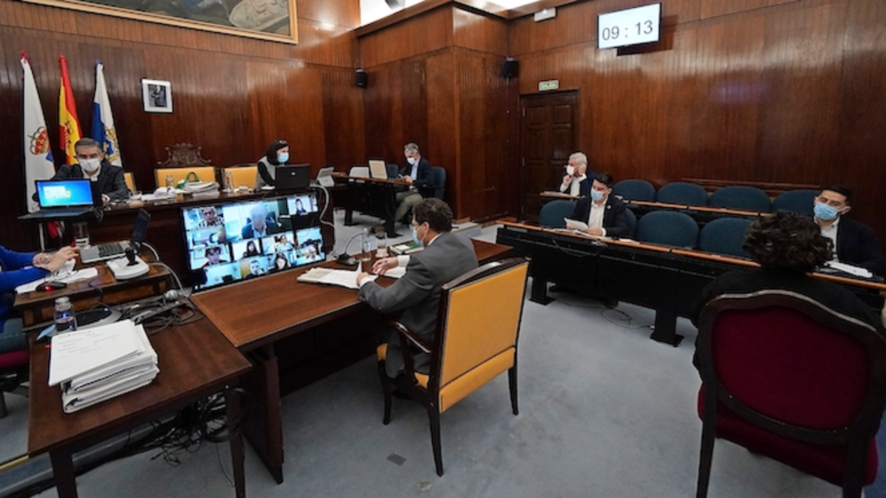 C&eacute;sar D&iacute;az subraya que &laquo;es la primera vez que, en el Ayuntamiento, se toma un acuerdo con un informe en contra mismo, un hecho grav&iacute;simo&raquo;. / A.E.
