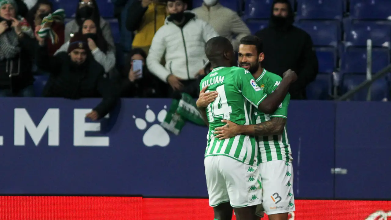 William Jose del Real Betis celebra un gol durante el partido de f&uacute;tbol de la Liga Santander entre el RCD Espanyol y el Real Betis en el estadio RCDE el 21 de enero de 2022  AFP7 / Europa Press