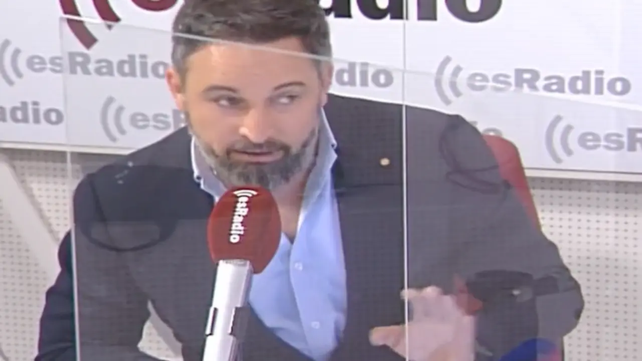 El presidente de Vox, Santiago Abascal durante una entrevista en esradio.