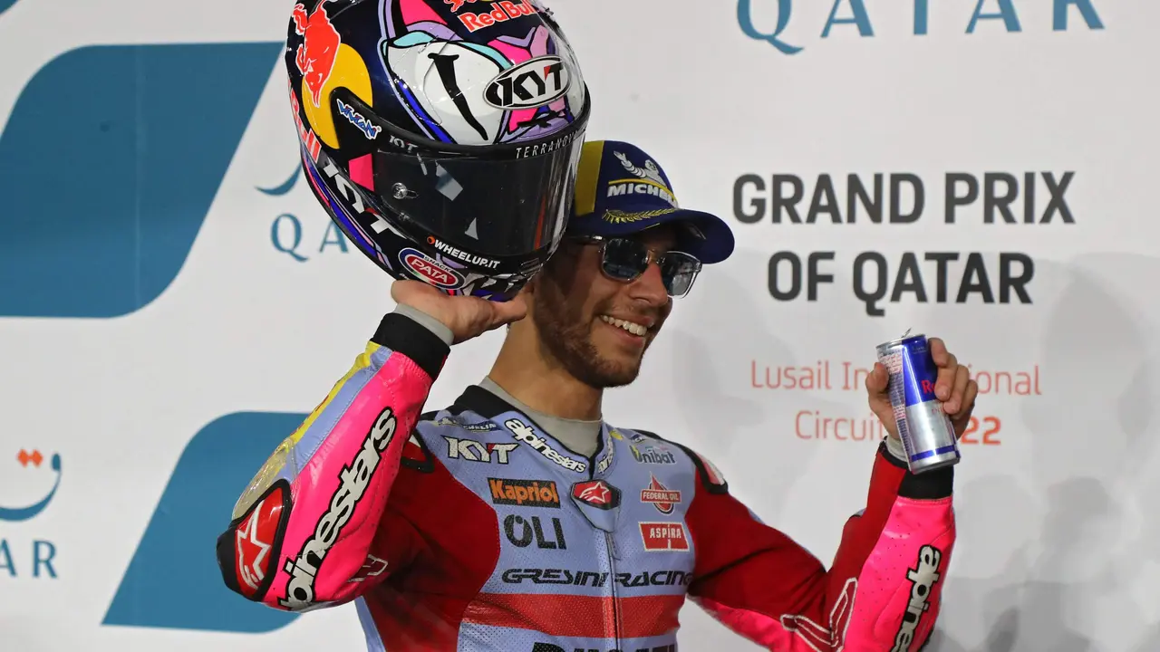 Bastianini celebra su primera victoria.KARIM JAAFAR AFP