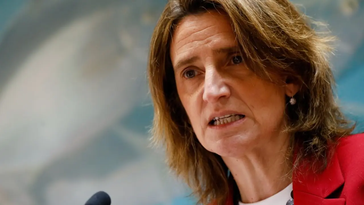 Cargar m&aacute;is
La vicepresidenta tercera y ministra para la Transici&oacute;n Ecol&oacute;gica y el Reto Demogr&aacute;fico (MITECO), Teresa Ribera, interviene en una rueda de prensa, a 11 de febrero de 2022, en San Pedro del Pinatar, Murcia (Espa&ntilde;a).