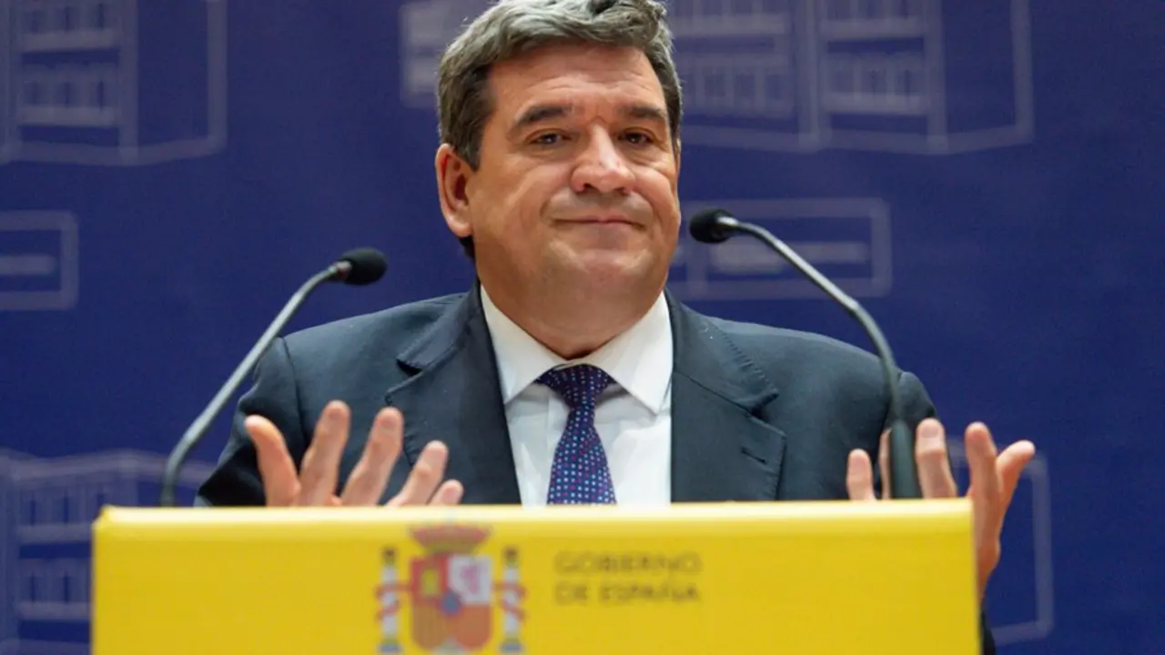 Cargar m&aacute;is
El ministro de Inclusi&oacute;n, Seguridad Social y Migraciones, Jos&eacute; Luis Escriv&aacute;.