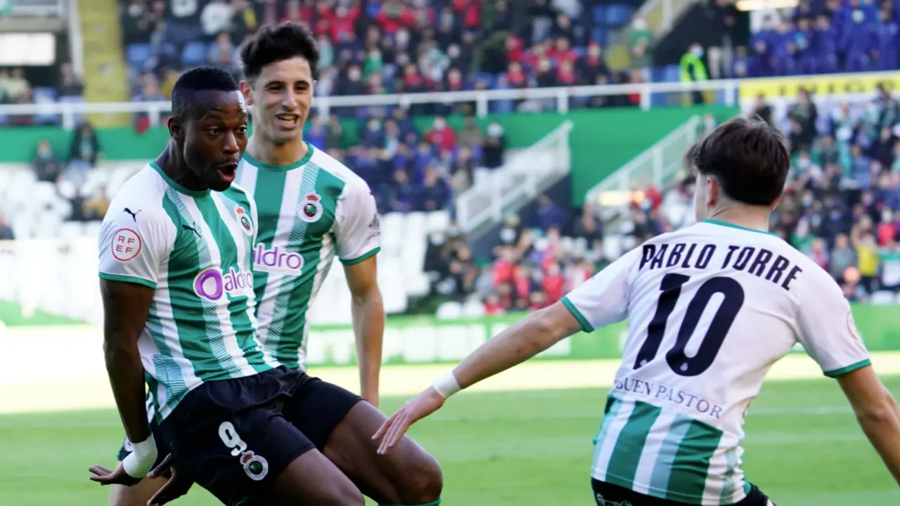 Cedric marc&oacute; ayer otros dos goles que, sumado a los tres del mi&eacute;rcoles, hacen cinco en s&oacute;lo dos partidos. / Hardy