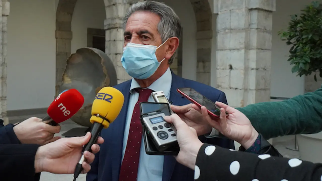 El presidente de Cantabria, M. A. Revilla. / ALERTA