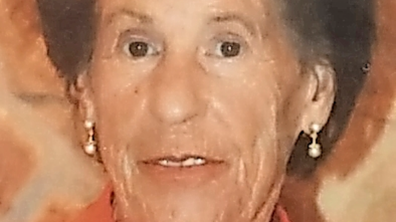 Do&ntilde;a Emilia Gonz&aacute;lez G&oacute;mez