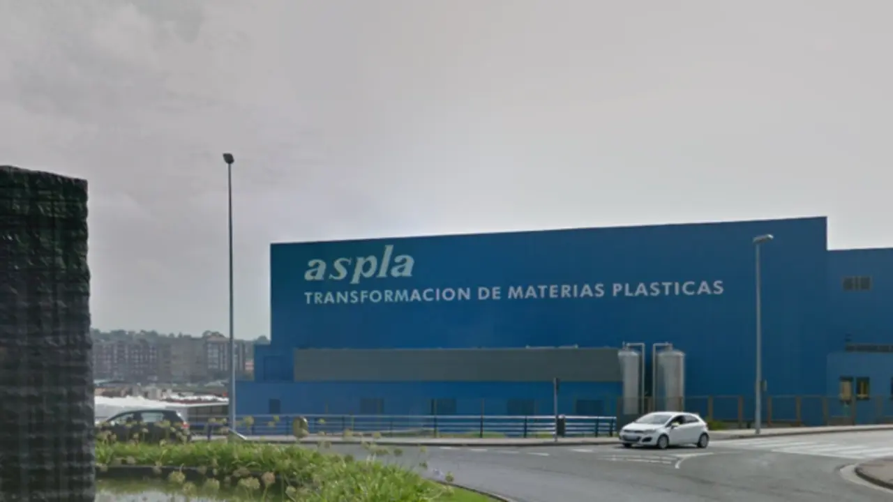 La empresa c&aacute;ntabra Pl&aacute;sticos Espa&ntilde;oles S.A., Aspla, situada en Torrelavega. / ALERTA
