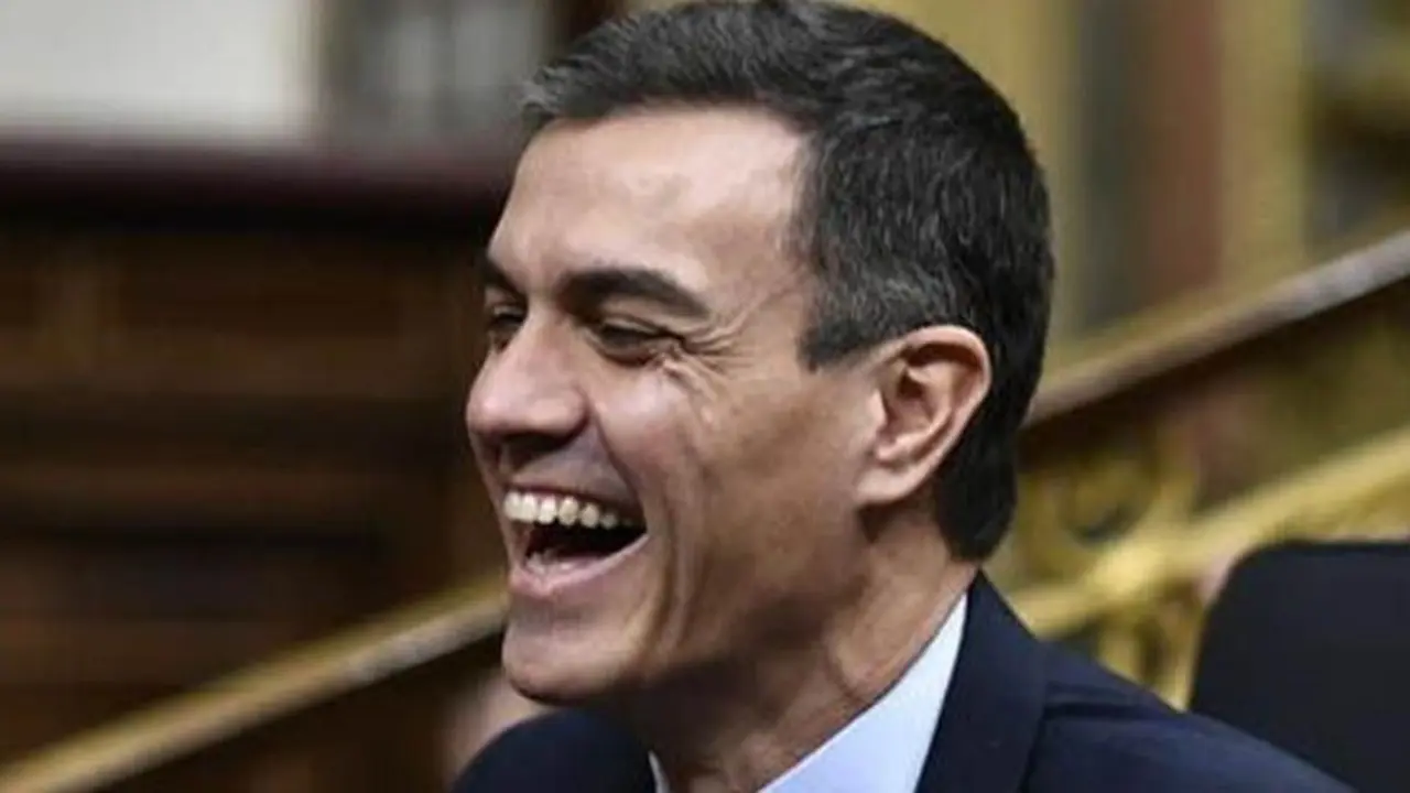 Pedro-S&aacute;nchez-riendo