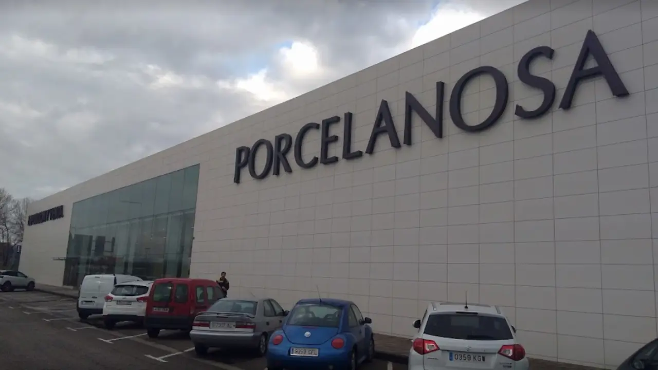 Sede de Porcelanosa en Santander. / ALERTA
