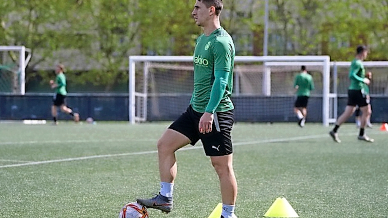Es probable que Manu Justo sea la &uacute;nica baja para el partido del domingo. / real racing club
