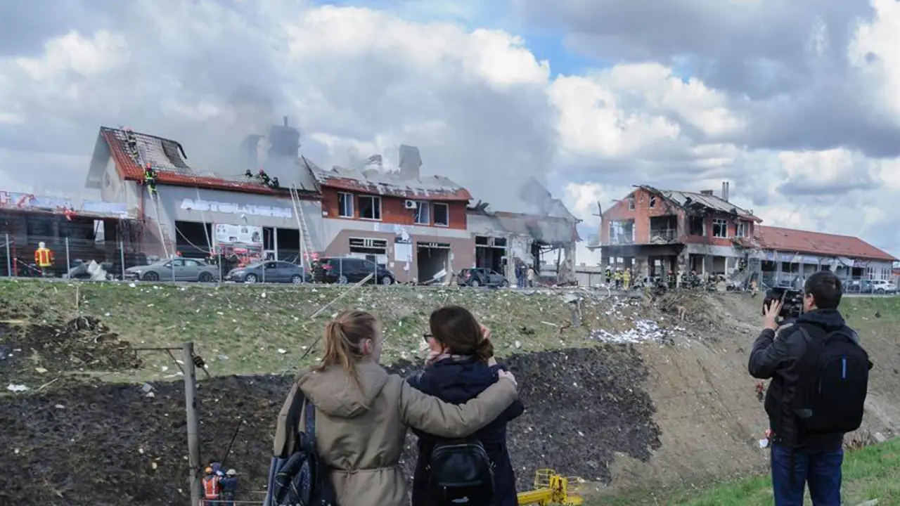 Sube a once la cifra de muertos en Le&oacute;polis, incluido un ni&ntilde;o
