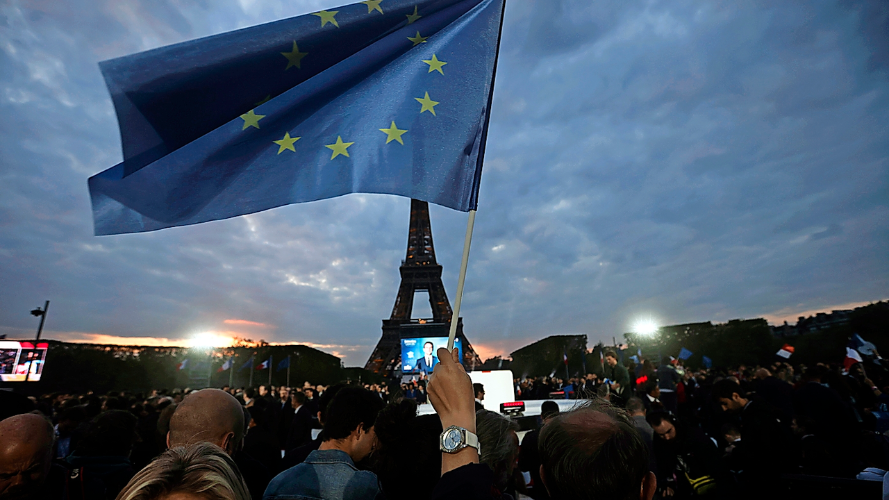 Simpatizantes del presidente franc&eacute;s y candidato a la reelecci&oacute;n por el partido La Republique en Marche (LREM), Emmanuel Macron. / J. Mattia