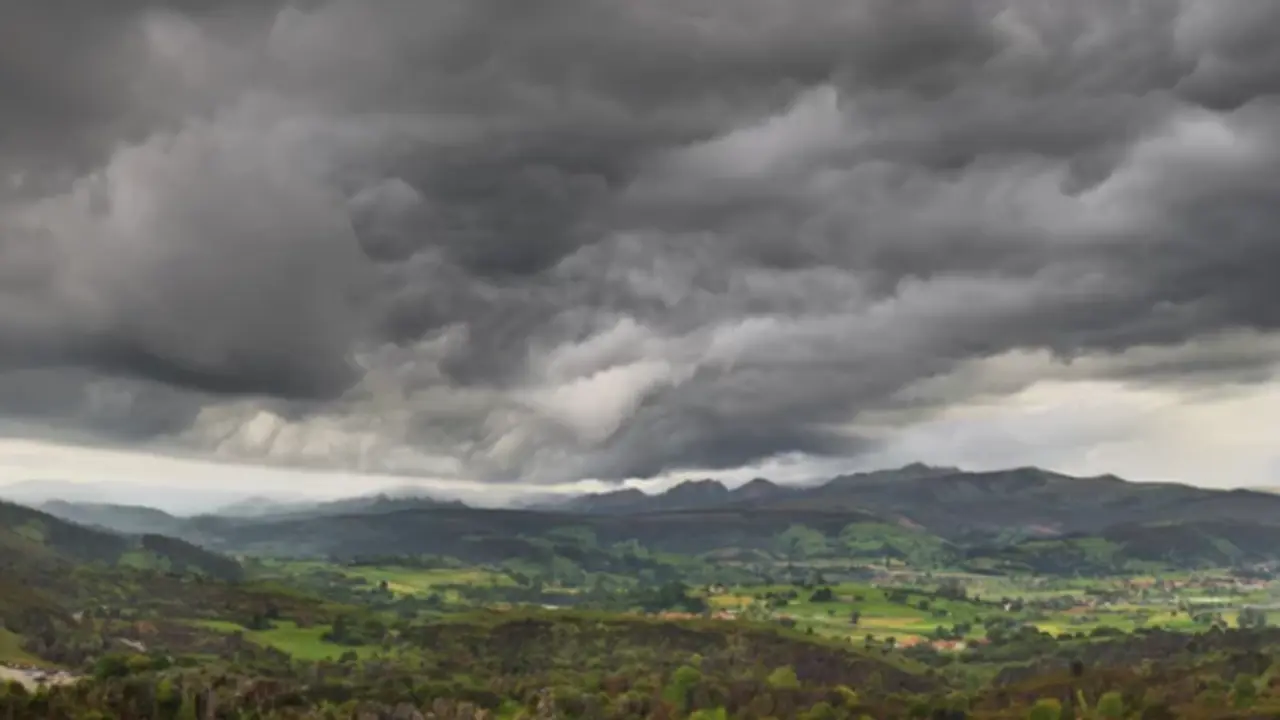 Las nubes cubren Cantabria. / ALERTA
