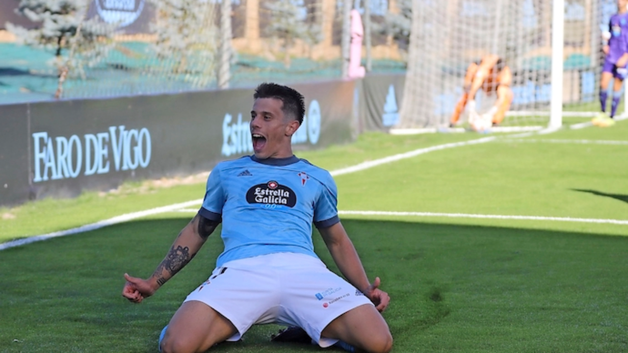 Alfon, celebrando uno de los ocho goles que ha marcado esta temporada con el Celta B. / rc celta
