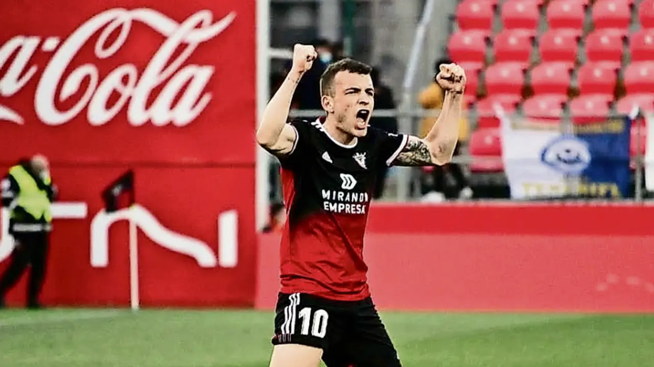 I&ntilde;igo Vicente cuaj&oacute; una gran temporada la campa&ntilde;a pasada en el Mirand&eacute;s.