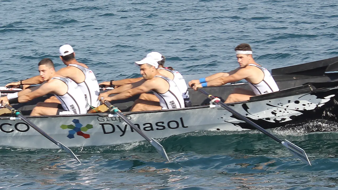 Los remeros de Pedre&ntilde;a disfrutar&aacute;n hoy de remar en casa.