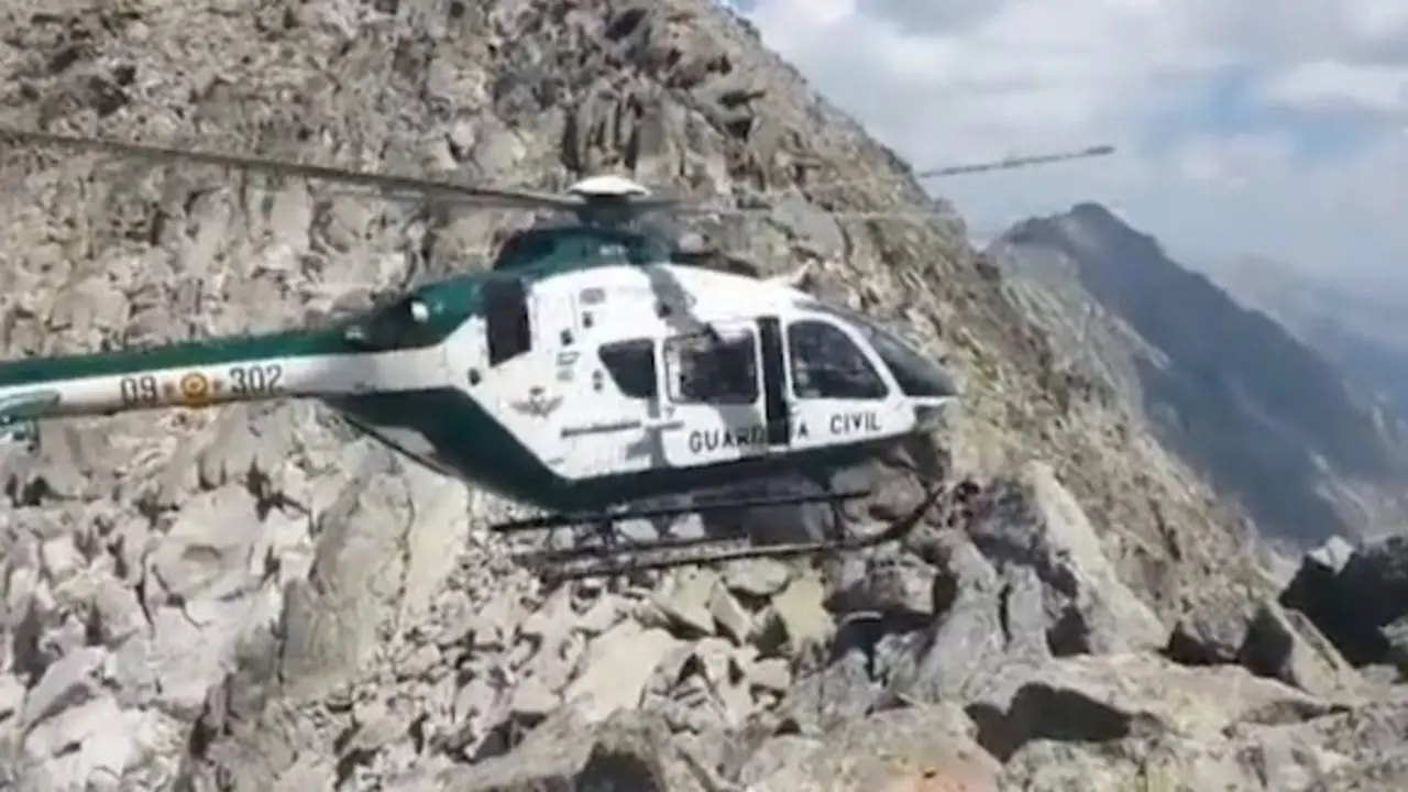 Helic&oacute;ptero de la Guardia Civil.