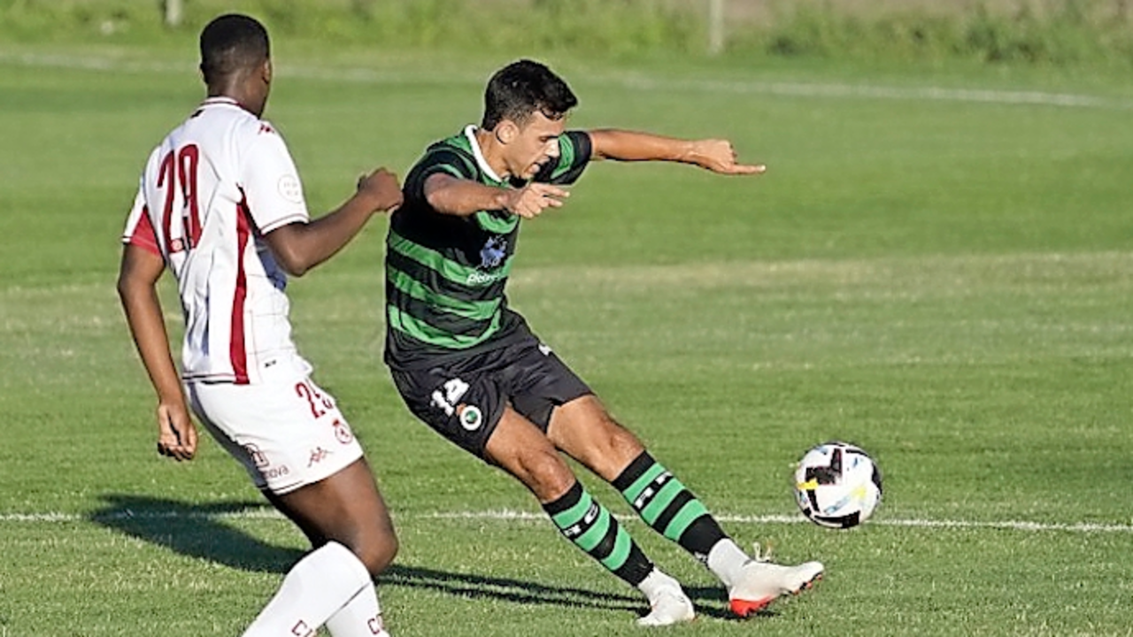 Borja Dom&iacute;nguez ha rendido a un buen nivel durante la actual pretemporada. / RRC