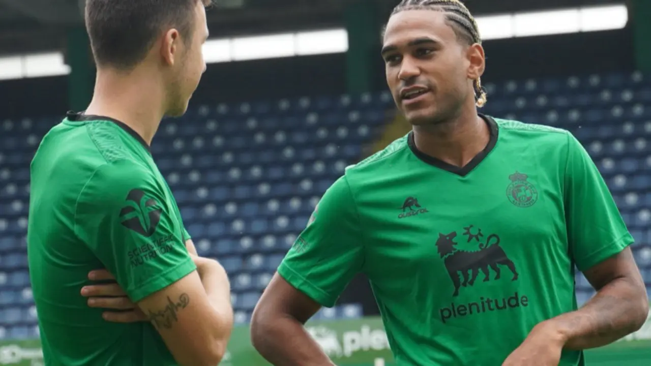 Jordi Mboula debuta con derrota en el Racing de Santander | Racing de Santander