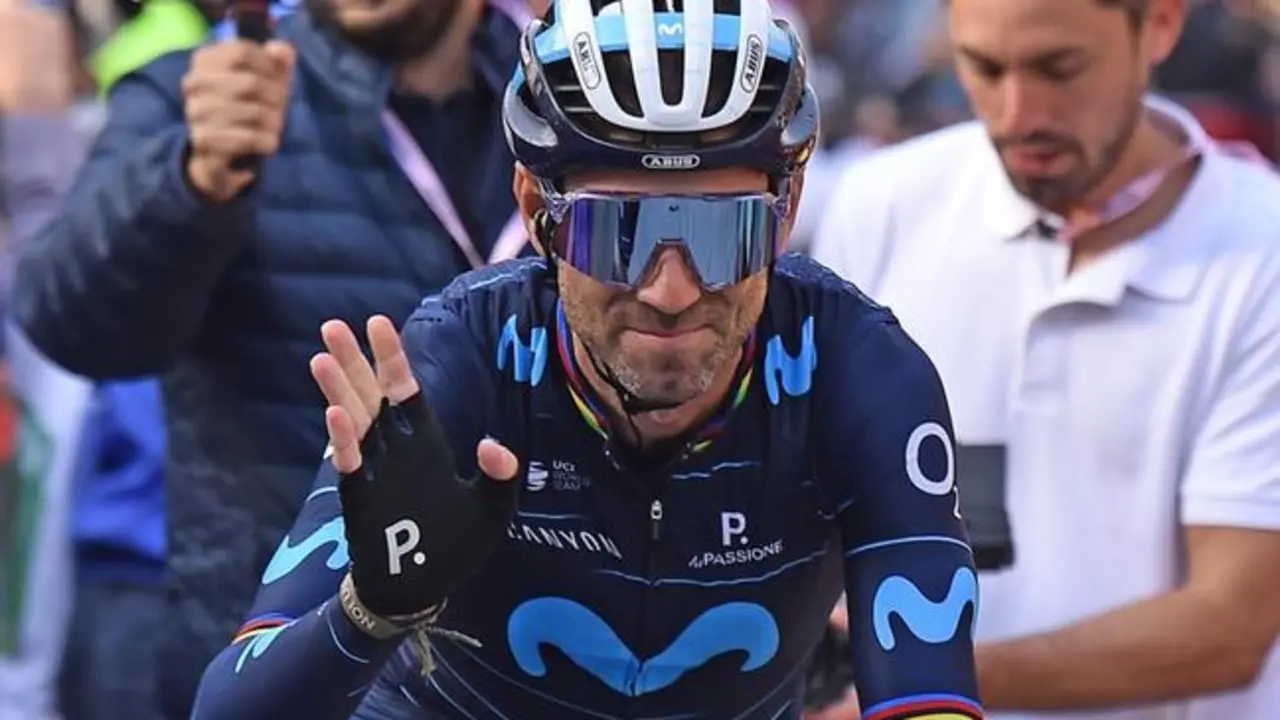 Valverde, en la &uacute;ltima etapa del Giro de Lombard&iacute;a, su &uacute;ltima carrera como profesional.