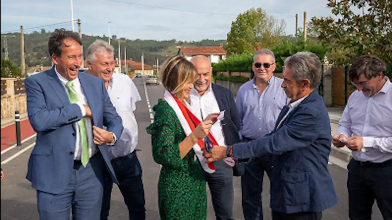 Inauguraci&oacute;n del acondicionamiento de la carretera CA-403 entre Parbay&oacute;n y Riosapero.