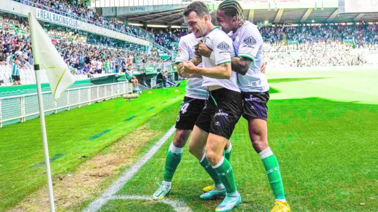 El Racing intentar&aacute; reencontrarse con la victoria tras dos derrotas consecutivas. / LA LIGA