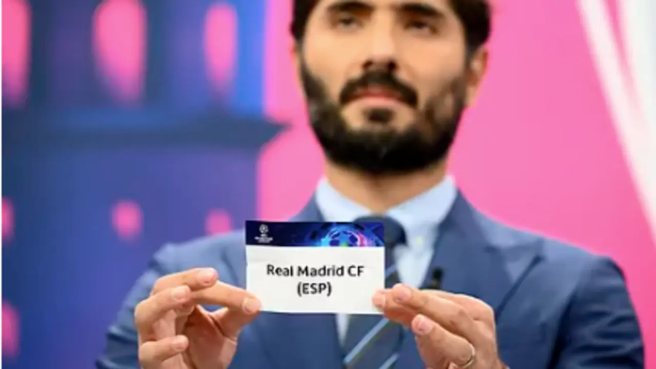Altintop saca el papel del Madrid. Laurent Gillieron AP