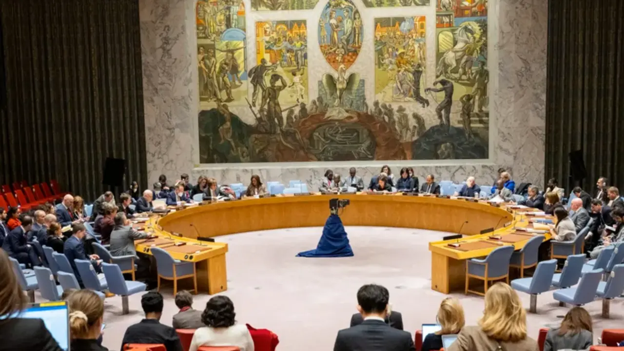 Fotograf&iacute;a cedida por la ONU donde se muestra el pleno del Consejo de Seguridad durante una reuni&oacute;n sobre Ucrania hoy en la sede del organismo internacional en Nueva York. EFE/Eskinder Debebe/ONU