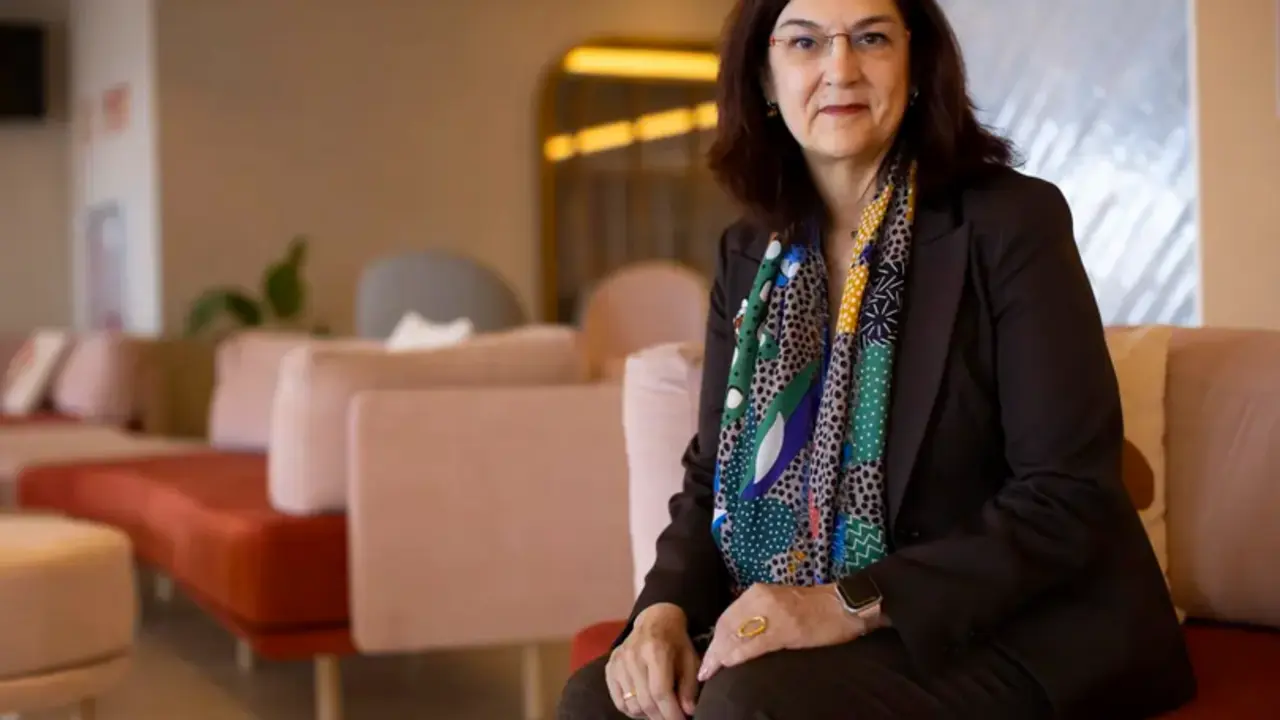 La presidenta de la Comisi&oacute;n Nacional de los Mercados y la Competencia, Cani Fern&aacute;ndez, abordad en una entrevista con EFE, entre otras cuestiones, la intervenci&oacute;n en el mercado energ&eacute;tico y las sanciones a las principales constructoras de Espa&ntilde;a. EFE/Quique Curbelo