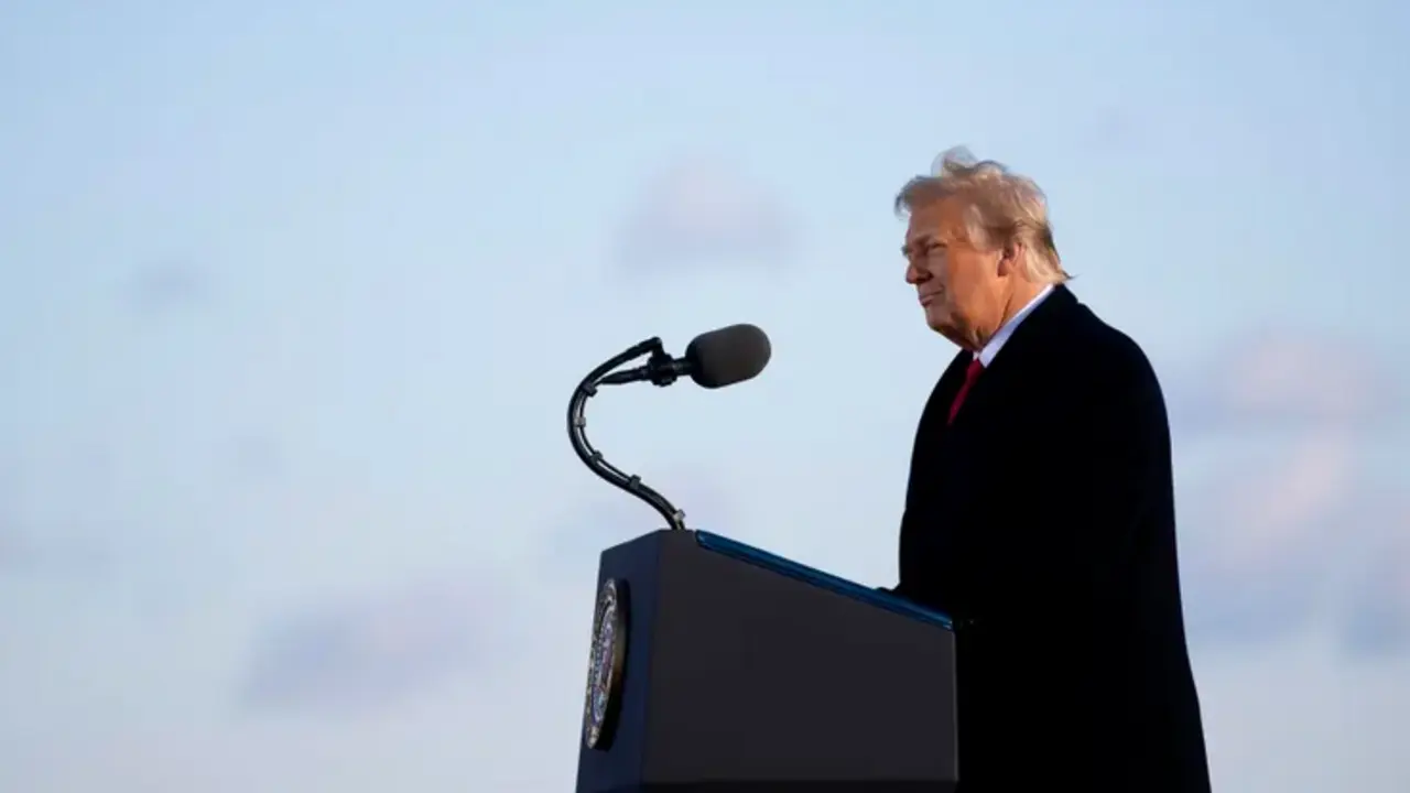 El expresidente de EE.UU., Donald Trump, en una fotograf&iacute;a de archivo. EFE/Stefani Reynolds/Pool