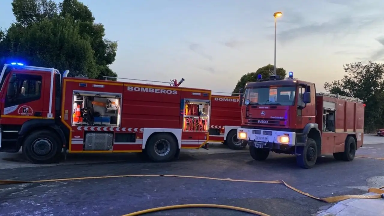 veh&iacute;culos de bomberos del Consorcio Provincial de C&oacute;rdoba. / E.P.